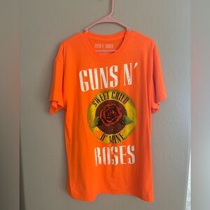 Guns and roses tee
